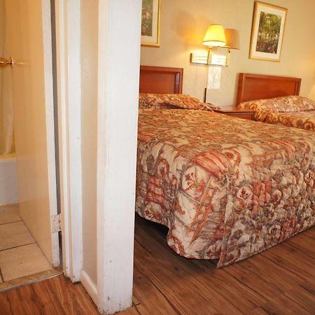 أورانج Executive Inn & Suites المظهر الخارجي الصورة