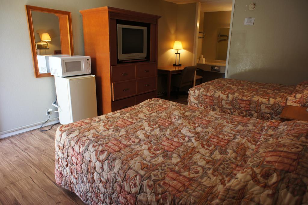 أورانج Executive Inn & Suites المظهر الخارجي الصورة
