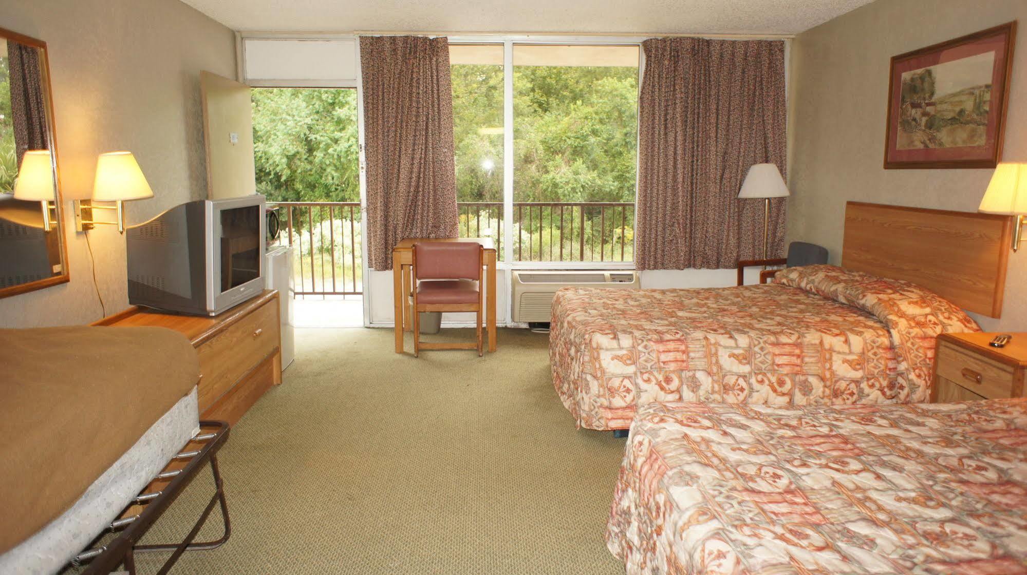 أورانج Executive Inn & Suites المظهر الخارجي الصورة